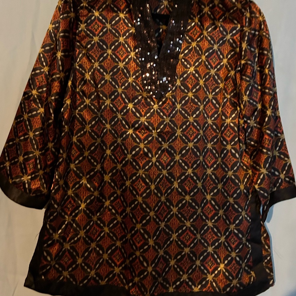 Jaclyn Smith Graphic Orange and Black Tunic with Mandarin Collar